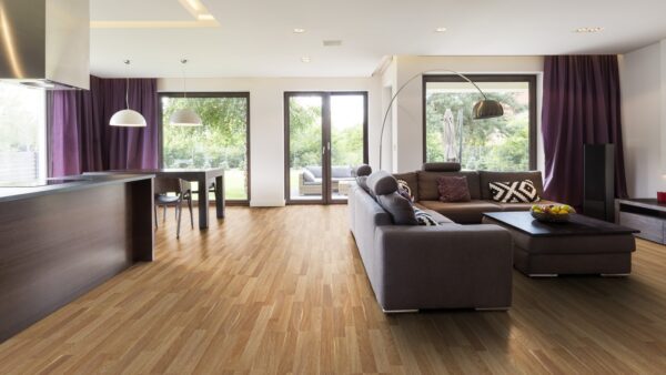 Piso Flotante Kronotex Dynamic - 8mm AC4 - ROBLE ACHAT - D2304 - Imagen 5