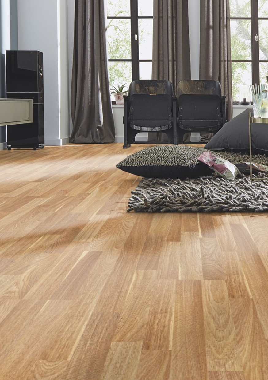 Piso Flotante Kronotex Dynamic - 8mm AC4 - ROBLE ACHAT - D2304