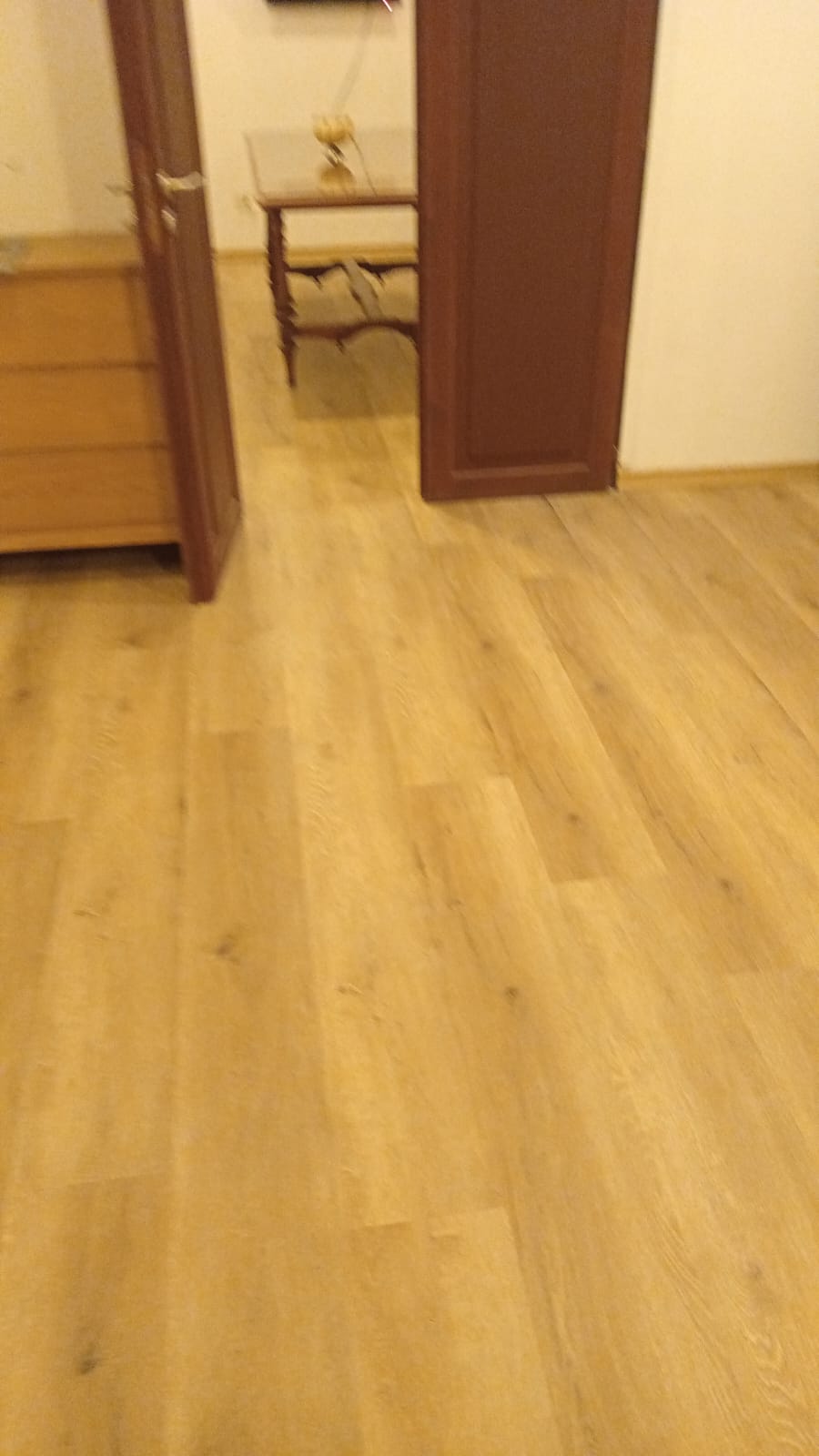 Piso Flotante Vinilico SPC Max Core ROYALE River Bend 9004 4mm/0.5 - Imagen 2