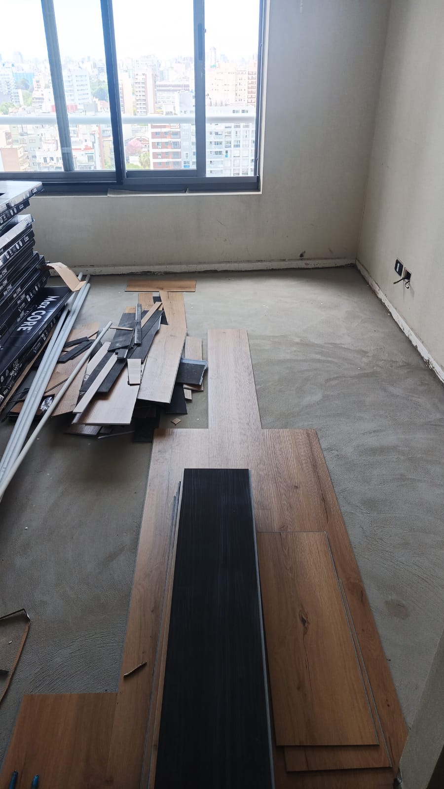 Piso Flotante Vinilico SPC Max Core ROYALE Mountain Crest 9002 4mm/0.5 - Imagen 9