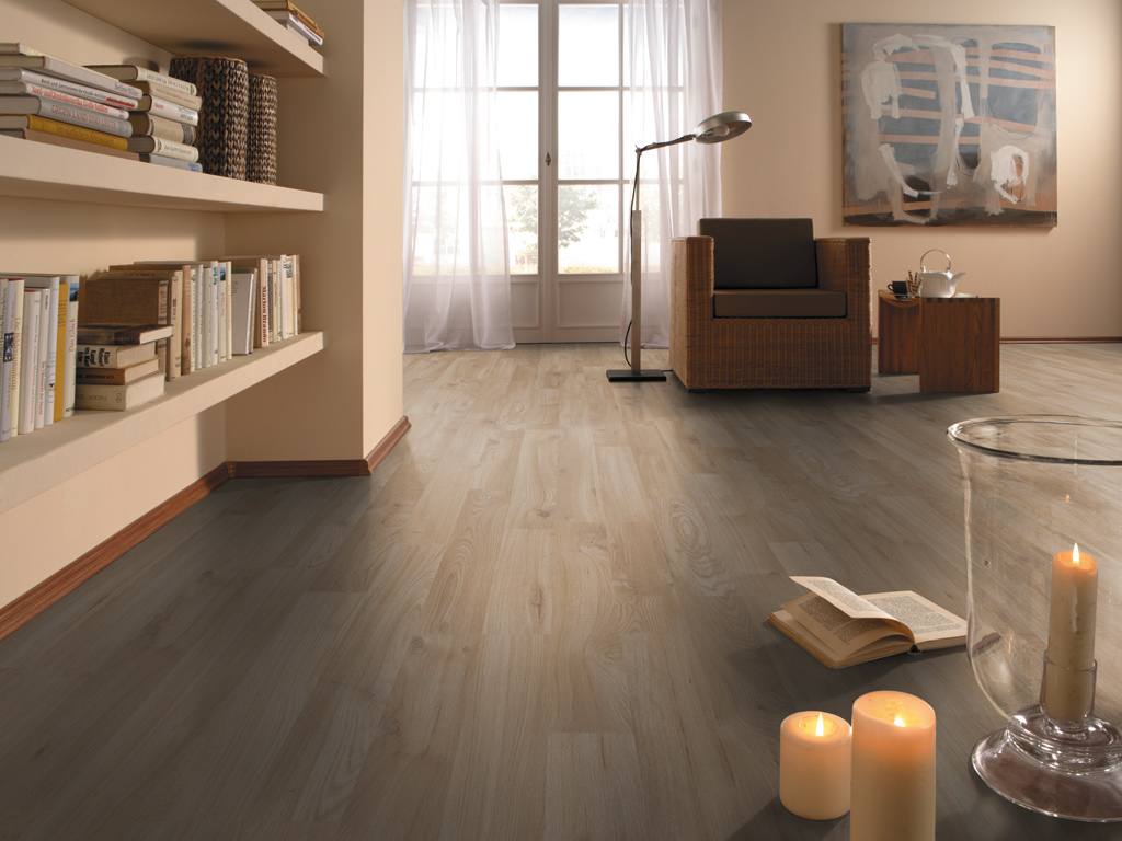 Piso Flotante Kronotex Superior - 8mm AC4 - EICH NATURE - D5261 - Imagen 2